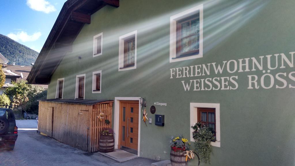 Appartements Weisses Rossl ジリアン エクステリア 写真